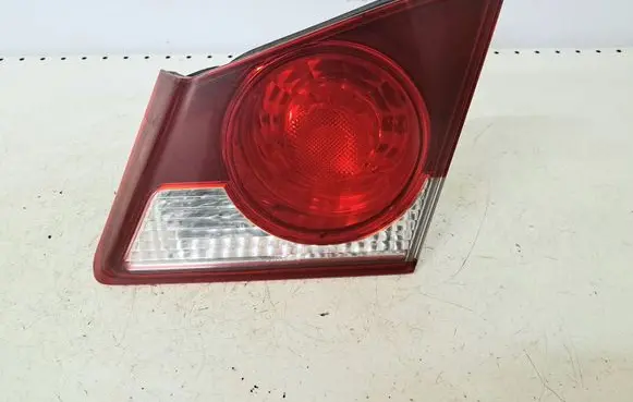Tailgate rear/tail lights