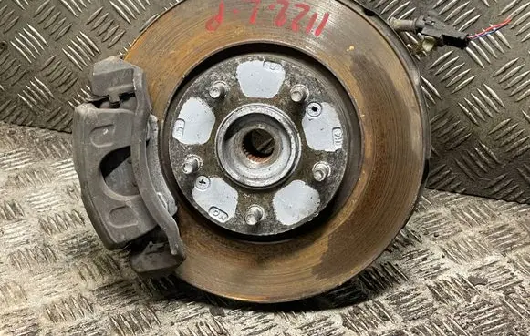 Hyundai Tucson JM Front wheel hub 