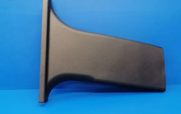 (B) pillar trim (bottom)