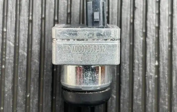 Mercedes-Benz A W177 Front bumper camera A0009059312