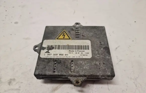 Audi A3 S3 8P Xenon control unit/module 1307329066