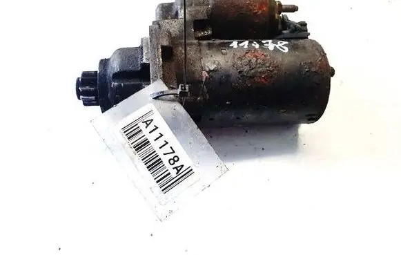 Volkswagen PASSAT CC Starter motor 1005831