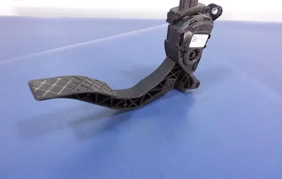 Audi A8 S8 D4 4H Accelerator throttle pedal 8K1723523A