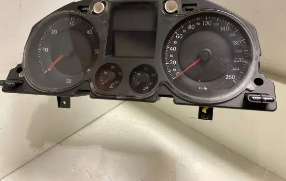 Volkswagen PASSAT B6 Speedometer (instrument cluster) 3C0920852 A2C53194181