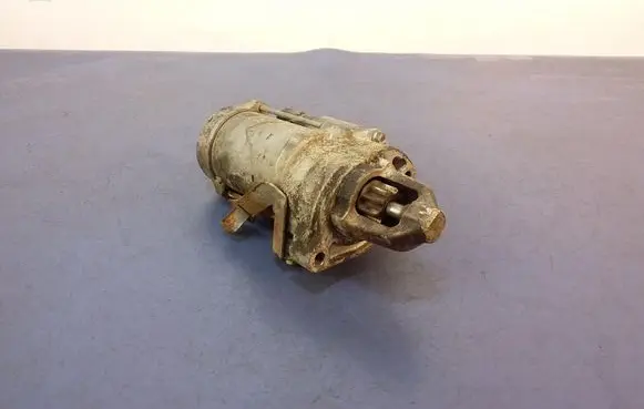 BMW 7 F01 F02 F03 F04 Starter motor 7556131