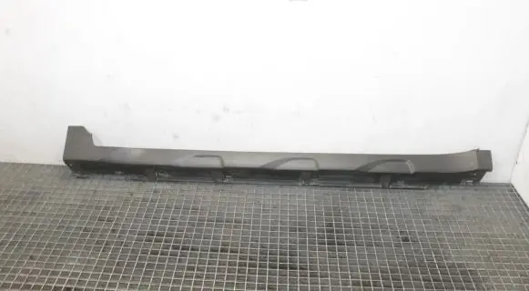 Subaru Outback (BS) Sill