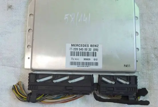 Mercedes-Benz S W220 ESP (stability system) control unit 2205450032