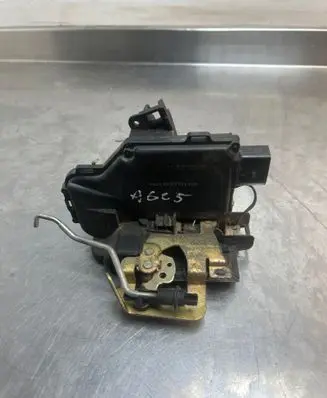 Audi A6 S6 C5 4B Rear door lock PA6630GGF 4B1837016B