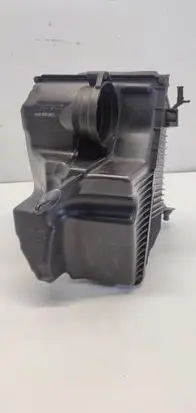 Renault Megane II Air filter box 8200545280