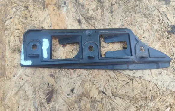 Volkswagen Golf V Front bumper mounting bracket 1K0807183