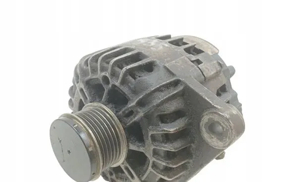 Opel Zafira C Generator/alternator