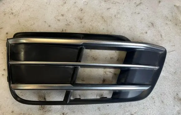 Audi Q5 SQ5 Front grill 80A807681 80A807681D