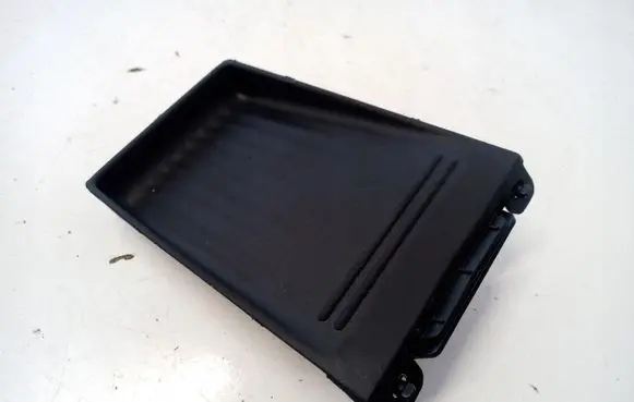 Nissan Leaf II (ZE1) Glove box central console 969735SH0A