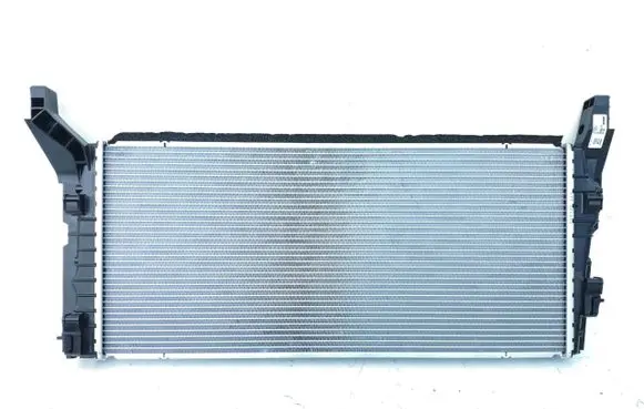 BMW 2 F45 Coolant radiator 7617630
