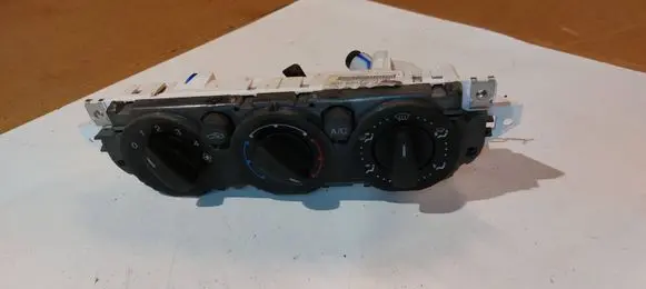 Ford Focus Climate control unit 7M5T19980AA