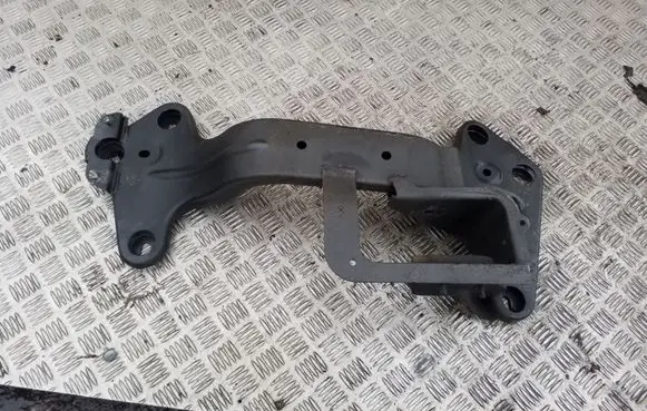 BMW X5 E53 Gearbox mounting bracket