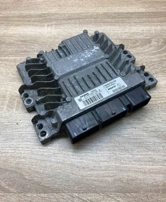 Renault Laguna III Engine control unit/module ECU 8200793109 8200726923