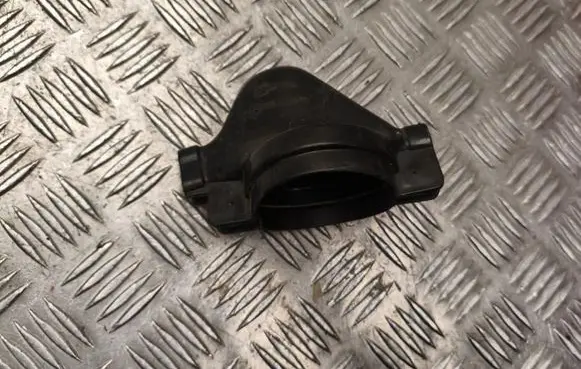 Mercedes-Benz 250 280 W108 Other engine bay part 0001581185