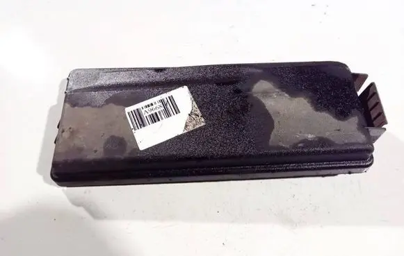 Opel Vectra C Fuse box cover 24438039