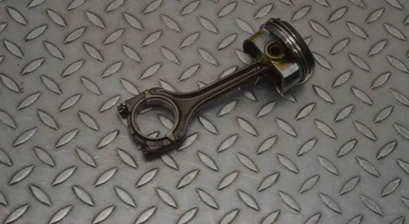Piston