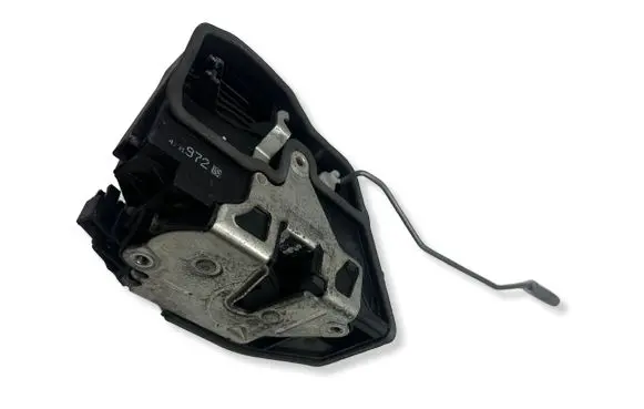 BMW 7 E65 E66 Front door lock 