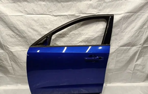 Jaguar E-Pace Front door