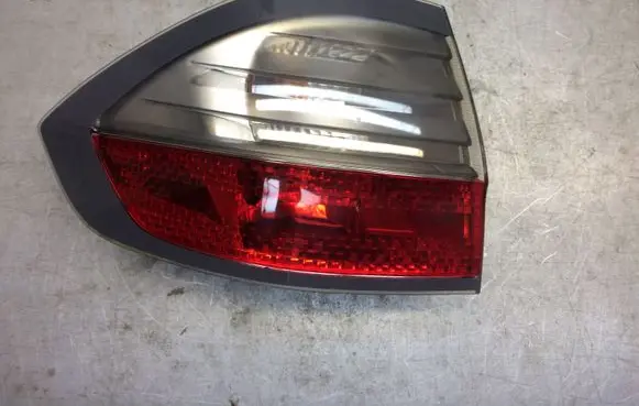 Ford S-MAX Rear/tail lights