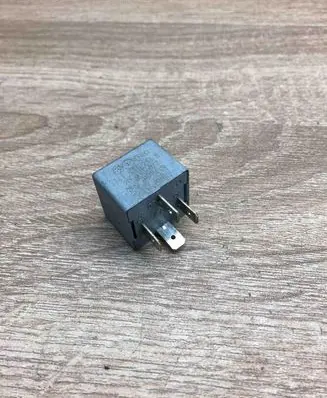 Audi A8 S8 D3 4E Other relay 141951253B 20240072