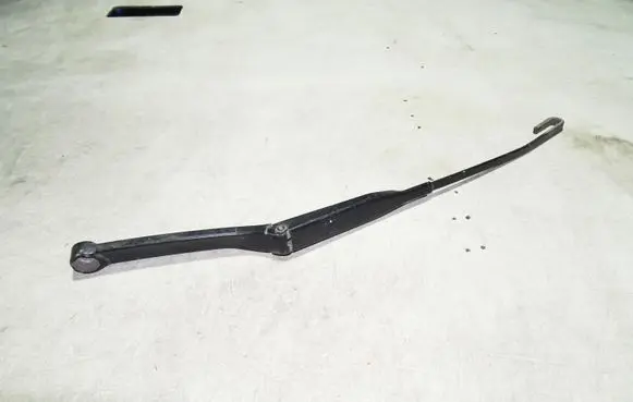 BMW 3 E36 Front wiper blade arm 61618357209