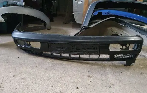 Volkswagen Golf III Front bumper