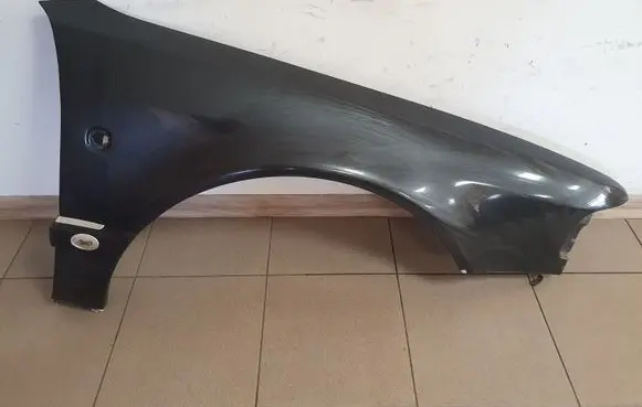 Audi A8 S8 D2 4D Fender