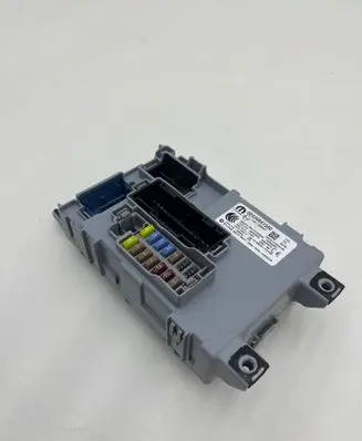 Fiat 500 Abarth Central body control module 00520841580 28583870 116RI000832