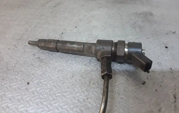 Alfa Romeo 166 Fuel injector 0445110119