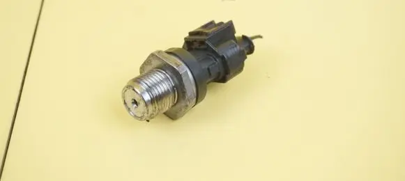 Jaguar XE Fuel pressure sensor 0281006468 29SP26