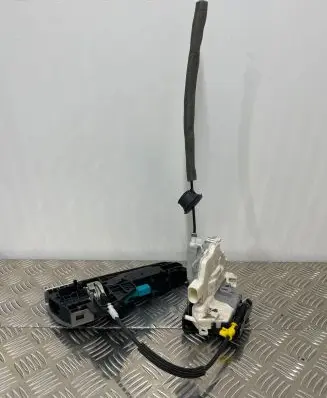 Audi A7 S7 4G Front door lock 8J1837015D 4H0837885