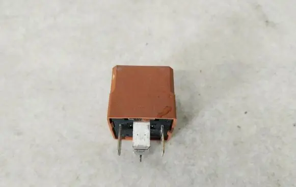 Opel Zafira B Other relay 4rd00779405 4rd007794-05