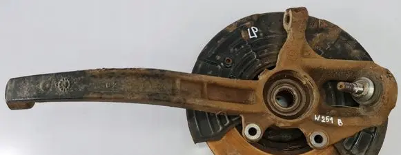 Mercedes-Benz R W251 Front wheel hub spindle knuckle