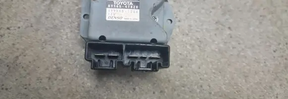 Toyota Prius (XW20) Heater blower motor/fan resistor 8716547020