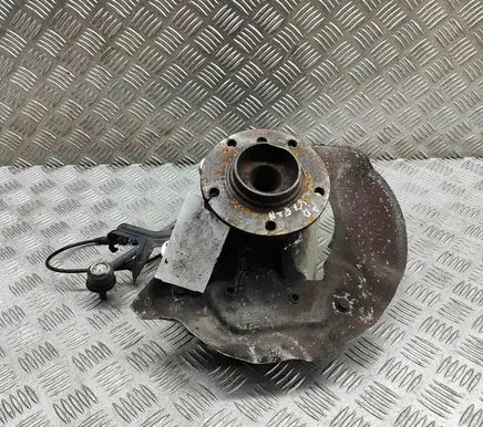 BMW 6 E63 E64 Front wheel hub 6762018
