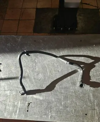 Volvo V60 Breather/breather pipe/hose 31338885 3133888512