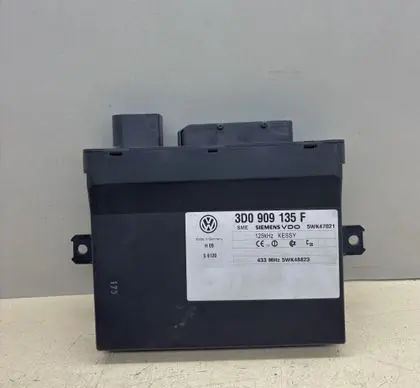 Volkswagen Touareg I Comfort/convenience module 3D0909135F