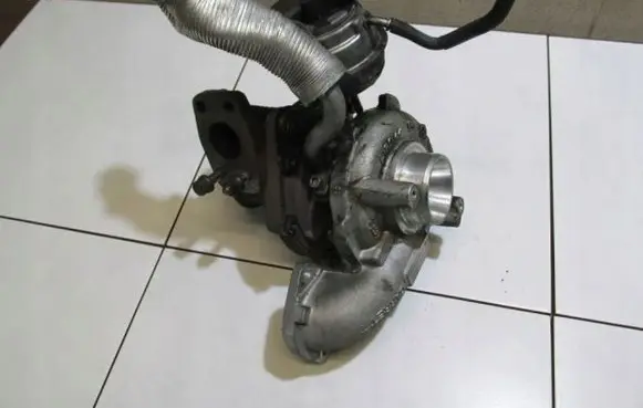Volvo V40 Turbo 9686120680