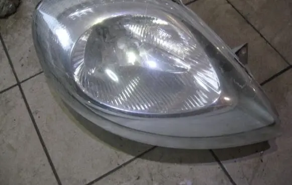 Renault Trafic I Headlight/headlamp