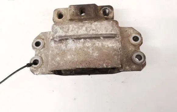 Volkswagen Caddy Engine mount bracket 1k0199555
