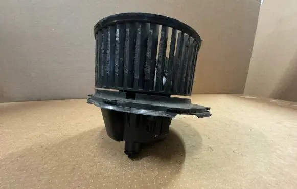 Volkswagen Caddy Heater fan/blower 1K1819015