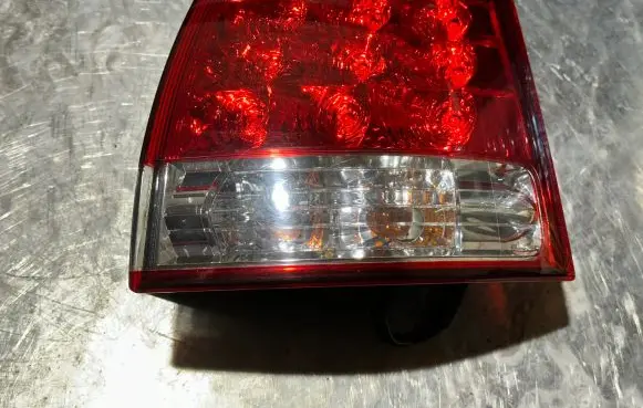 Citroen C-Crosser Rear/tail lights 22087813