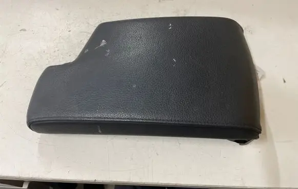 BMW 3 E90 E91 Armrest 7147211 1195994 B0301171