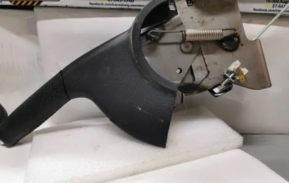 Nissan X-Trail T31 Handbrake/parking brake lever assembly 8728