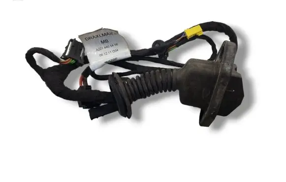 Mercedes-Benz S W221 Rear wire harness sleeve A2214405406 061211Q04