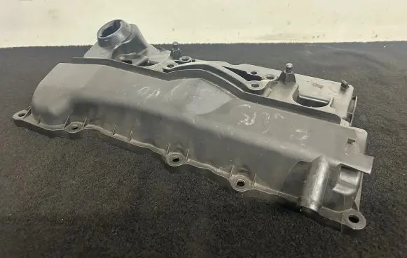 BMW 1 E81 E87 Rocker cam cover 7526670